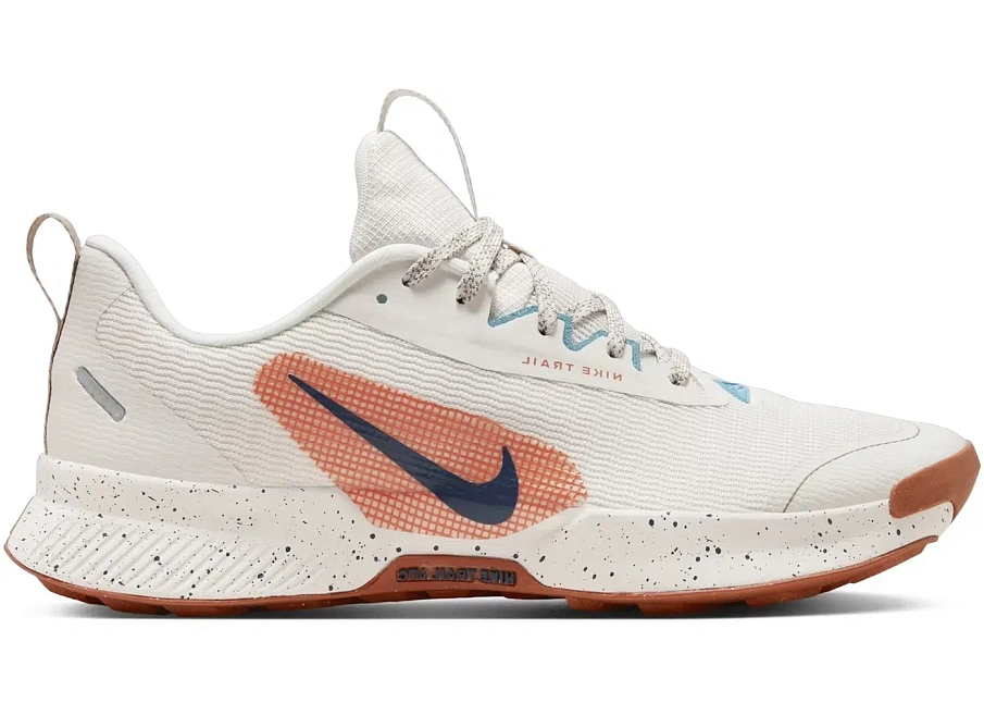 Фото № 1 с приближением к товару «‎Nike Juniper Trail 3»