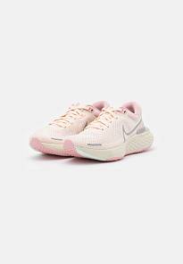 Фото № 2 с приближением к товару «‎Nike Zoomx Invincible Run Fk»