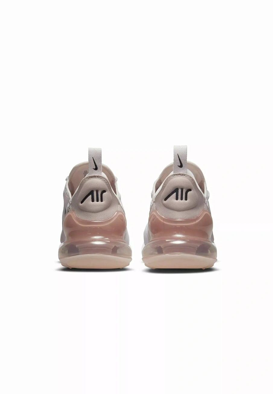 Фото № 4 с приближением к товару «‎AIR MAX 270»