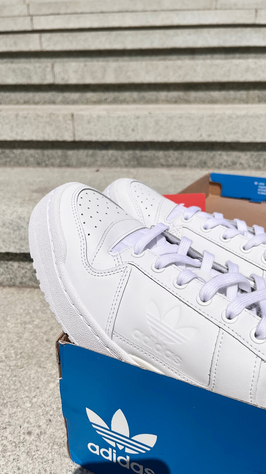 Фото № 2 с приближением к товару «‎Adidas Forum Bold»