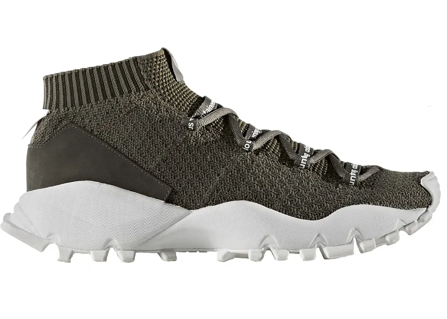 Фото № 1 с приближением к товару «‎adidas Seeulater White Mountaineering Pantone»