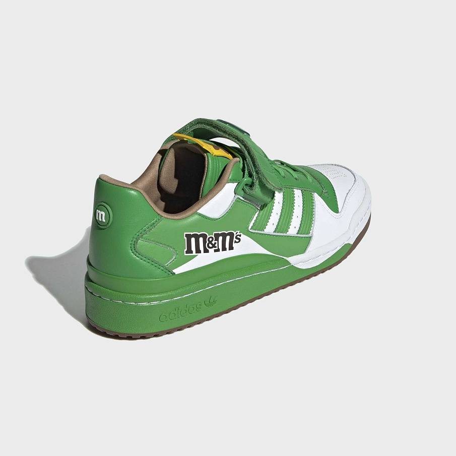 Фото № 4 с приближением к товару «‎Adidas X M&amp;amp;ms — Forum 84 »