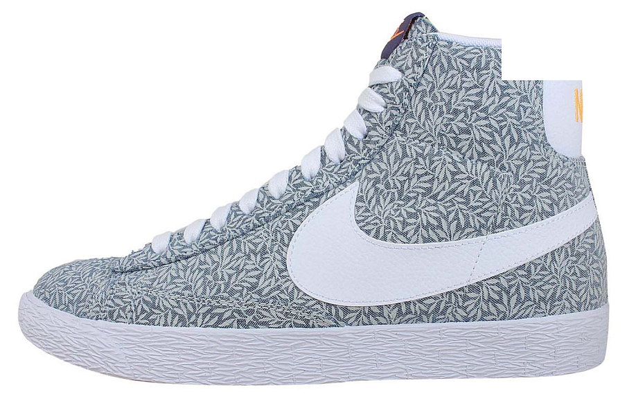 Фото № 1 с приближением к товару «‎Nike Wmns Blazer Mid Vintage Liberty Blue Recall WhiteBlue»