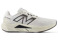 Фото № 1 с приближением к товару «‎New Balance FuelCell Propel v5»