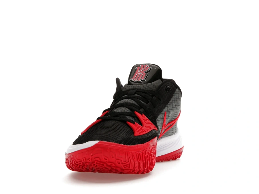 Фото № 2 с приближением к товару «‎Nike Kyrie 4 Low TB Black University Red»