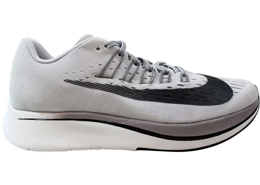 Фото № 1 с приближением к товару «‎Nike Zoom Fly»