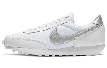 Nike Daybreak Women Of Silver - 1