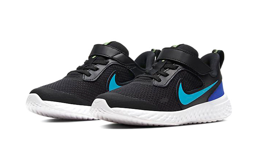 Фото № 3 с приближением к товару «‎Nike Revolution 5 Little Kids' Shoe»