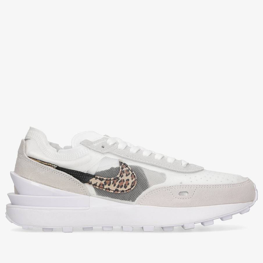 Фото № 1 с приближением к товару «‎Nike Waffle One SE»