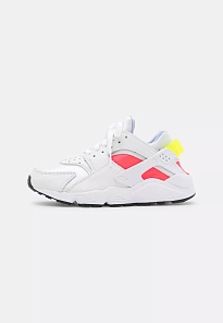 Фото № 1 с приближением к товару «‎AIR HUARACHE»