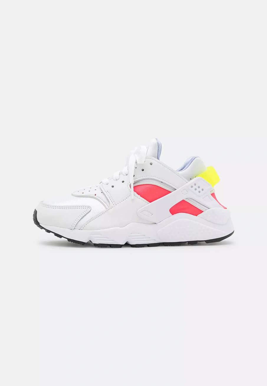 Фото № 1 с приближением к товару «‎AIR HUARACHE»