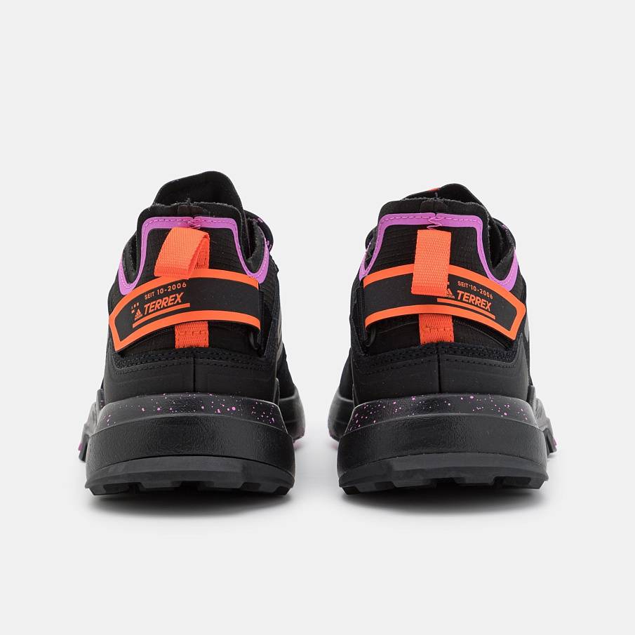 Фото № 3 с приближением к товару «‎Adidas Terrex Hikster W»