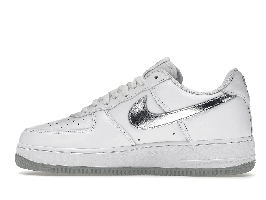 Фото № 5 с приближением к товару «‎Nike Air Force 1 07 Low Color of the Month White Metallic Silver»
