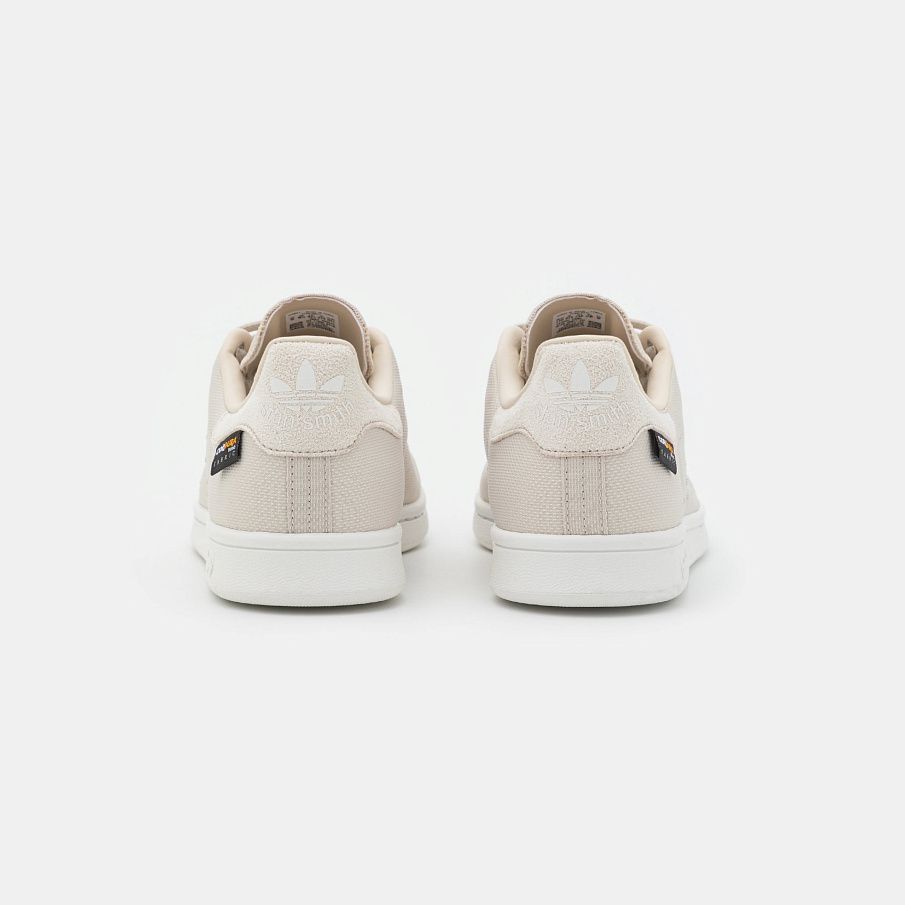 Фото № 3 с приближением к товару «‎Adidas Stan Smith »