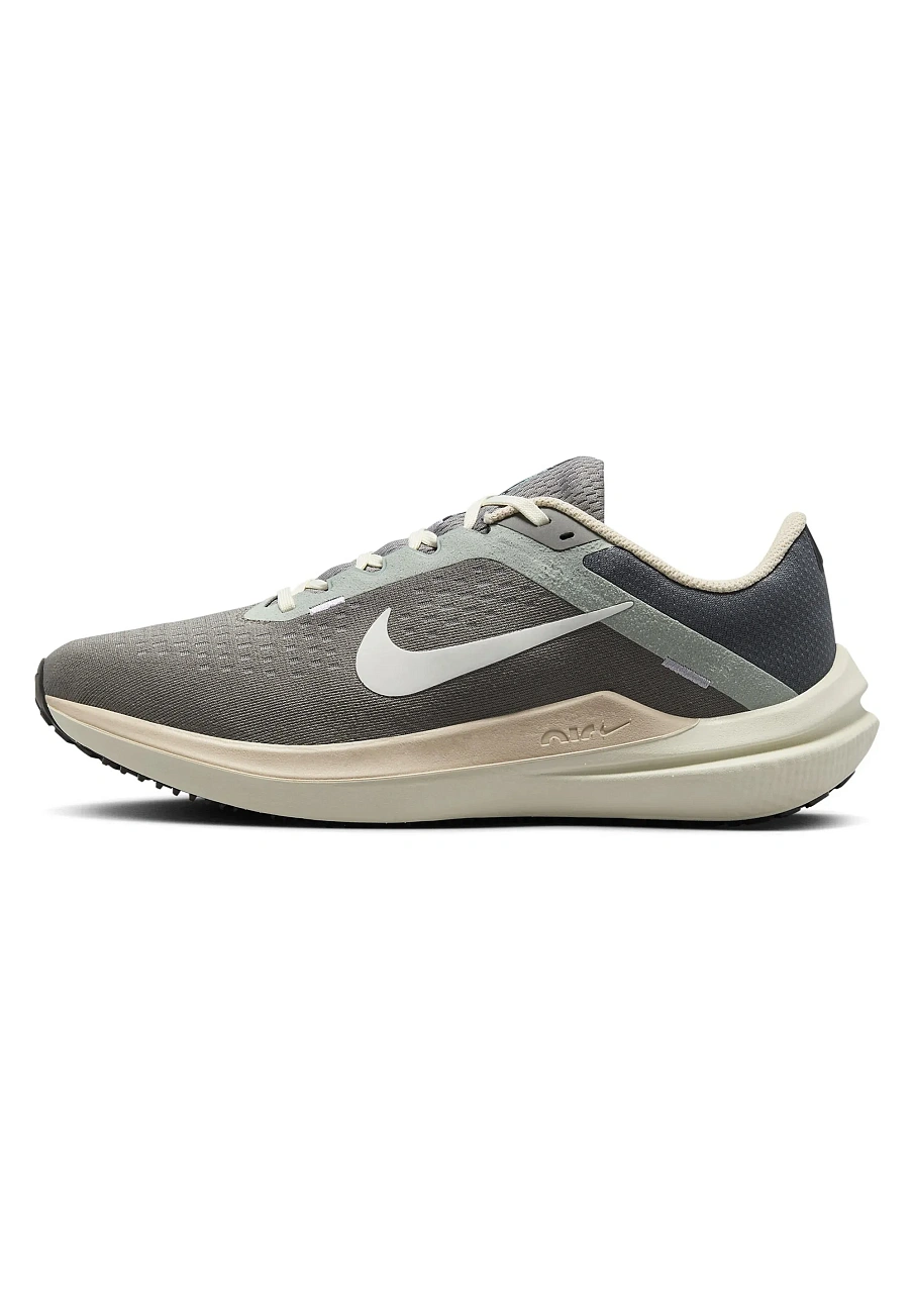 Фото № 1 с приближением к товару «‎Кроссовки Nike SPN1242A2PB-C11-N»