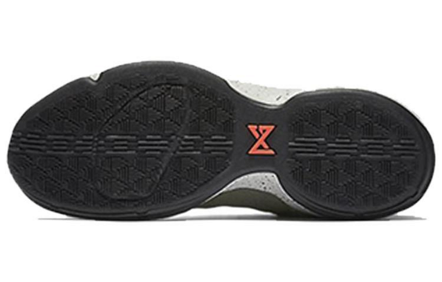 Фото № 3 с приближением к товару «‎Nike PG 1 Elements»