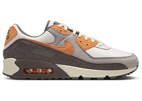 Фото № 1 с приближением к товару «‎Nike Air Max 90 Premium»