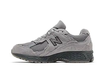 New Balance 2002R GORE-TEX Protection Pack - Slate Grey - 4