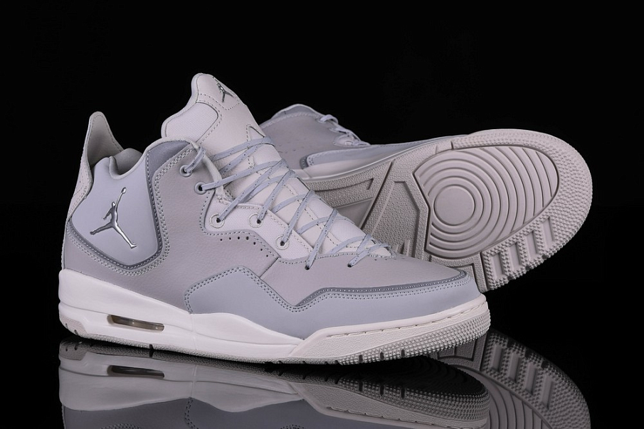 Фото № 3 с приближением к товару «‎Nike Air Jordan Courtside 23 Wolf »