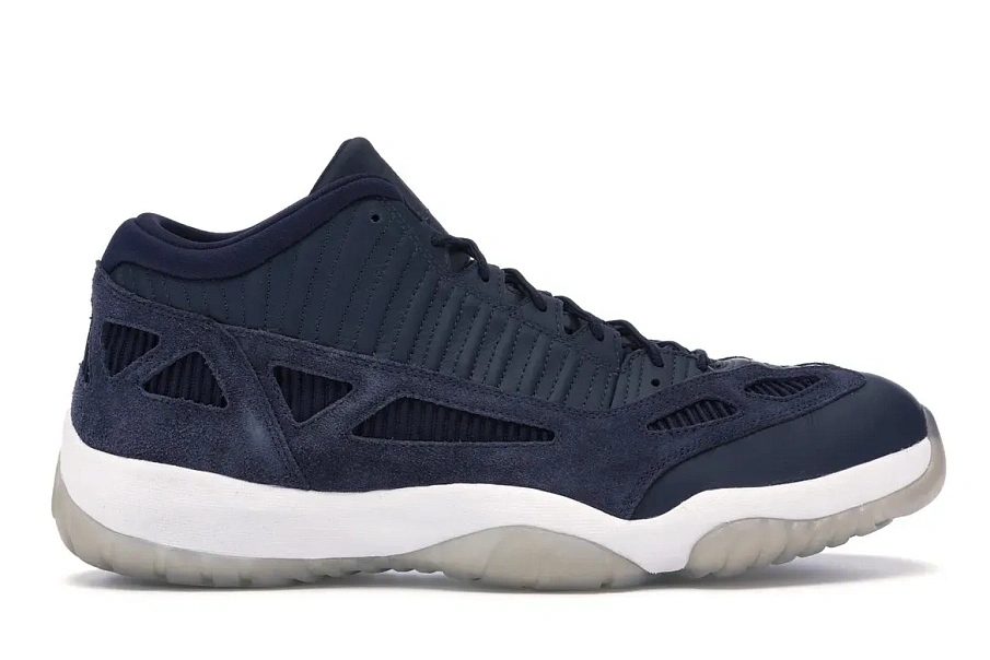 Фото № 1 с приближением к товару «‎Jordan 11 Retro Low IE Obsidian»