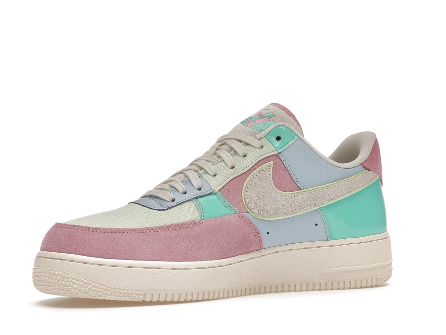 Фото № 3 с приближением к товару «‎Nike Air Force 1 Low Easter (2018)»