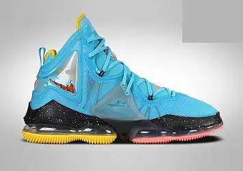 Nike Lebron 19 Christmas - 1