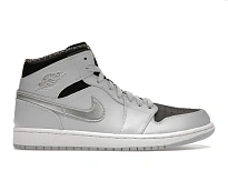 Фото № 1 с приближением к товару «‎Jordan 1 Mid Pure Platinum Metallic Silver»