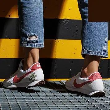 Nike Dbreak Se WhiteRed - 3