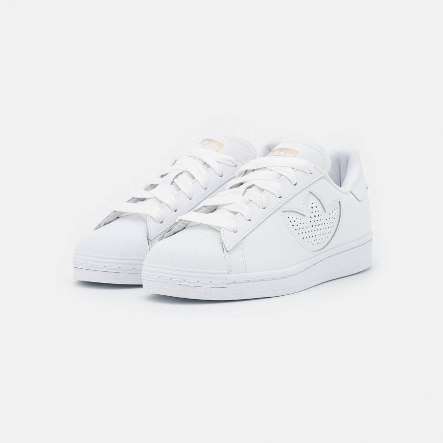 Фото № 2 с приближением к товару «‎Adidas Superstar »