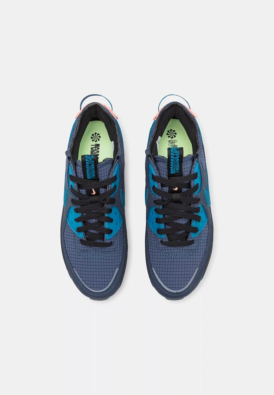 Фото № 4 с приближением к товару «‎AIR MAX TERRASCAPE 90»