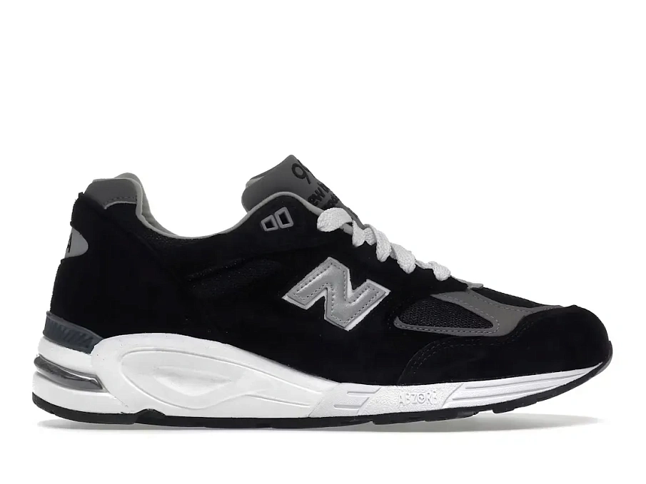 Фото № 1 с приближением к товару «‎New Balance 990v2»