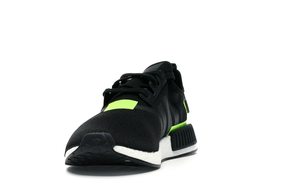 Фото № 2 с приближением к товару «‎adidas NMD R1 Black Volt»