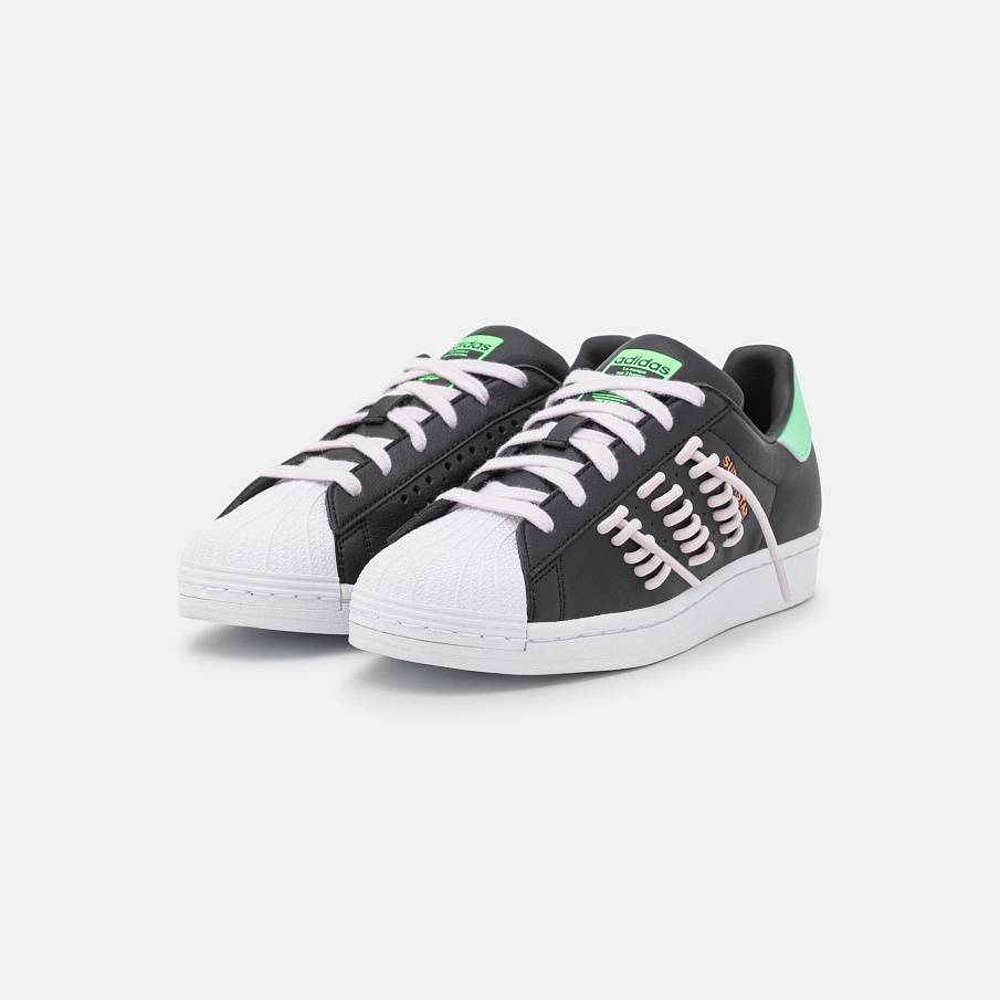 Фото № 3 с приближением к товару «‎Adidas Superstar »