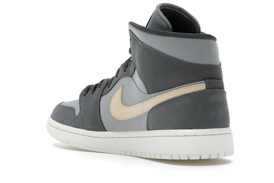 Фото № 6 с приближением к товару «‎Jordan 1 Mid Grey Onyx »