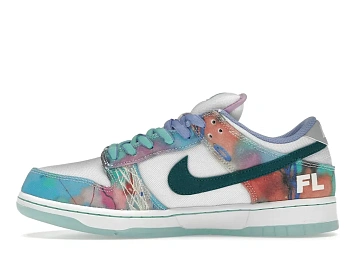 Nike SB Dunk Low - 3