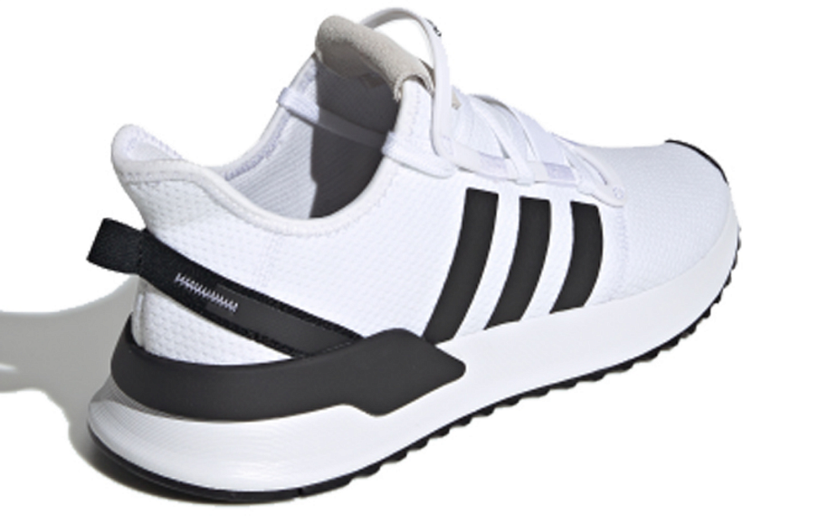 Фото № 3 с приближением к товару «‎adidas originals UPath Run 'White'»