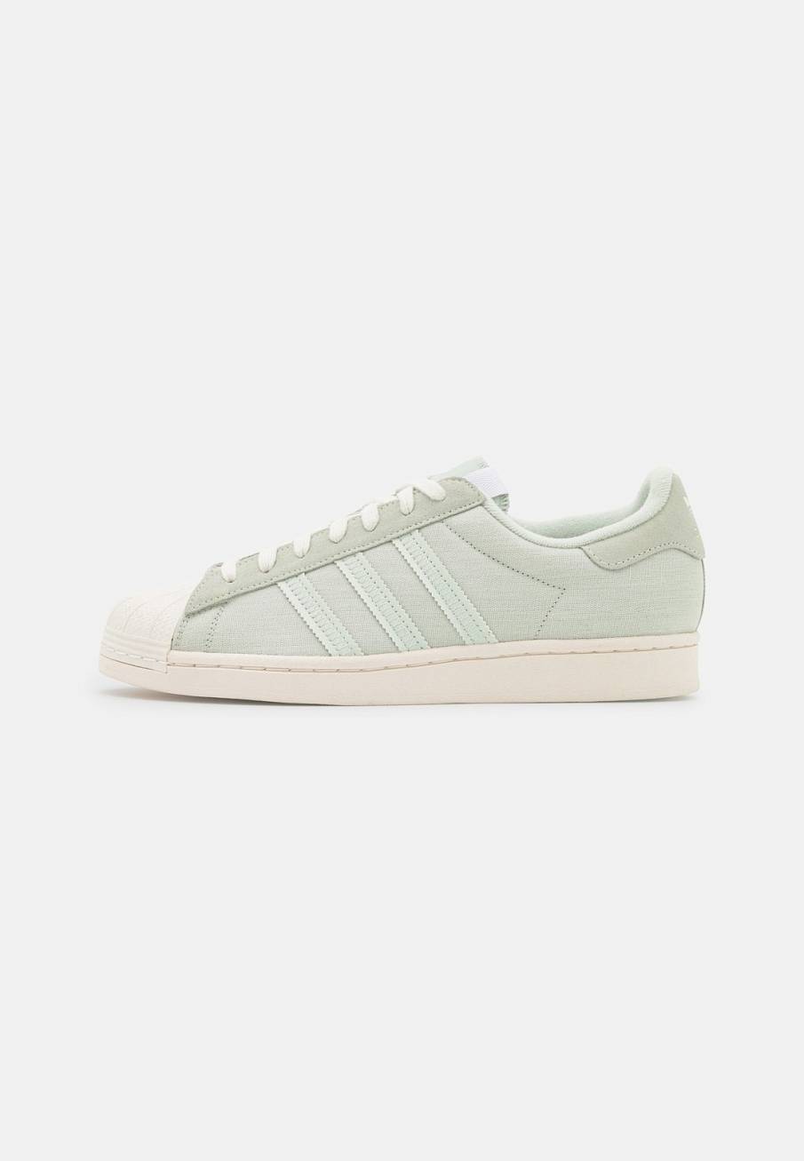 Фото № 1 с приближением к товару «‎Adidas Superstar »
