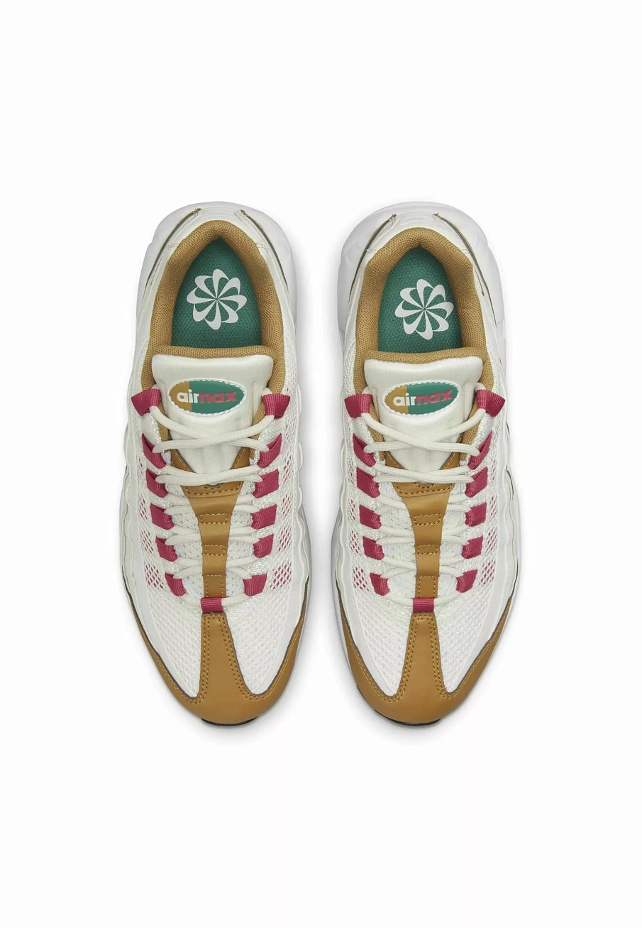 Фото № 4 с приближением к товару «‎AIR MAX »