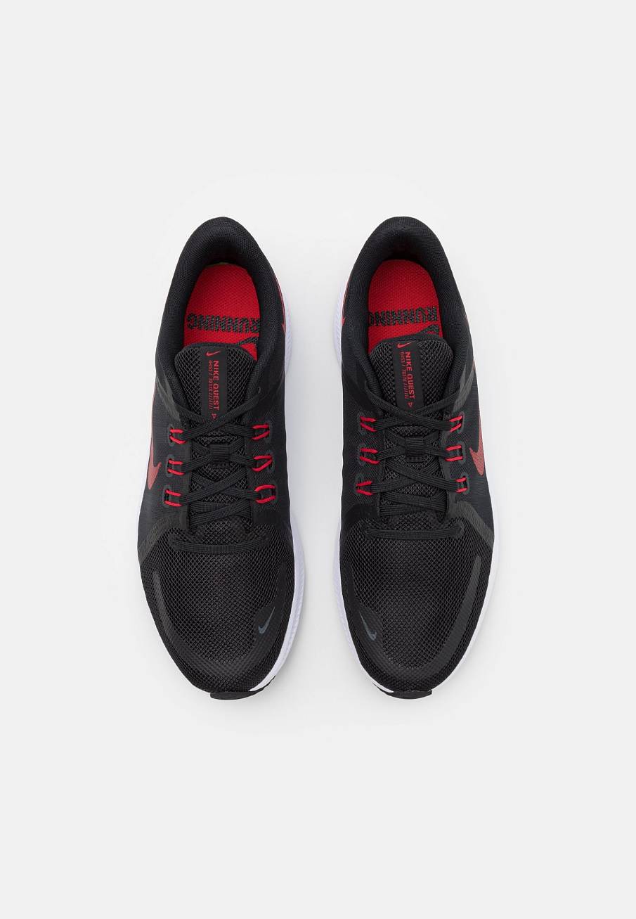 Фото № 3 с приближением к товару «‎Nike Quest 4»