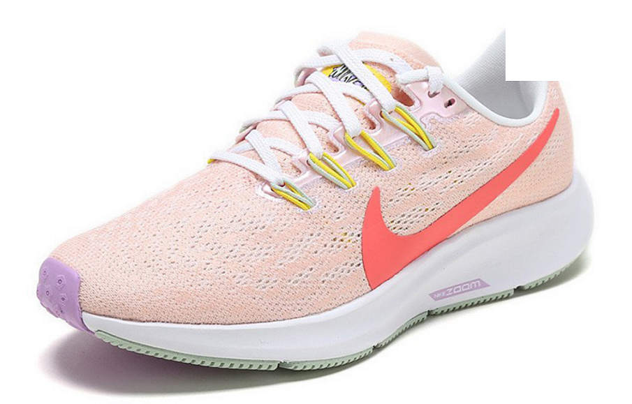 Фото № 2 с приближением к товару «‎Nike WMNS Air Zoom Pegasus 36 PinkPurple»