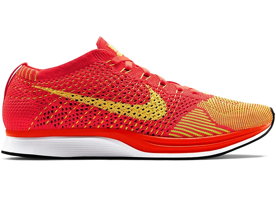 Фото № 1 с приближением к товару «‎Nike Flyknit Racer Bright Crimson Volt»