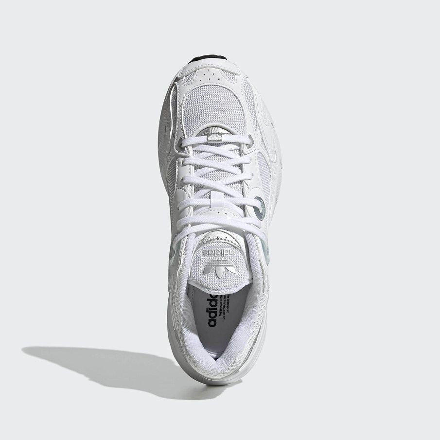 Фото № 2 с приближением к товару «‎Adidas Astir »