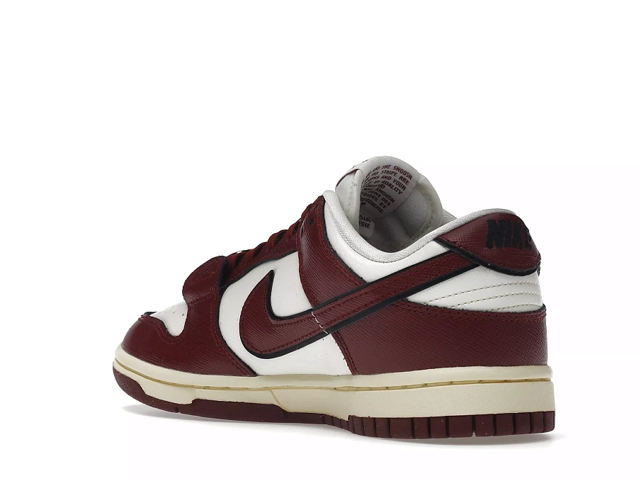 Фото № 4 с приближением к товару «‎Nike Dunk Low SE Sisterhood Sail Team Red »
