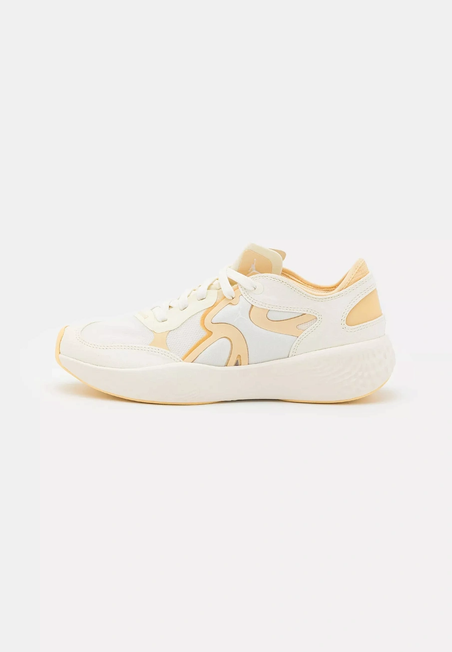 Фото № 1 с приближением к товару «‎WMNS JORDAN DELTA 3 LOW»