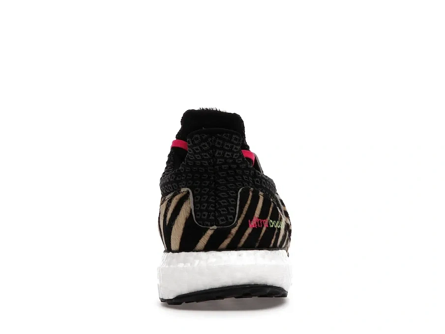 Фото № 4 с приближением к товару «‎adidas Ultra Boost DNA Zebra»