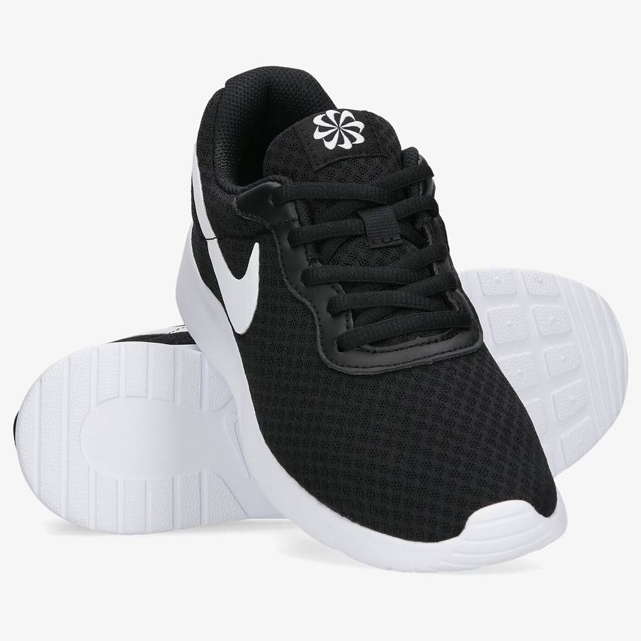 Фото № 4 с приближением к товару «‎Nike Tanjun»
