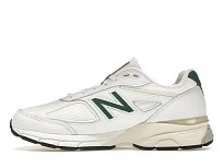 Фото № 3 с приближением к товару «‎New Balance 990v4»