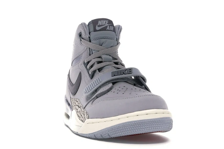 Фото № 3 с приближением к товару «‎Jordan Legacy 312 Wolf Grey»