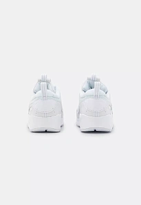 Фото № 3 с приближением к товару «‎W AIR MAX 90 FUTURA»