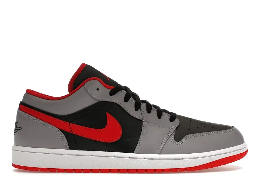 Фото № 1 с приближением к товару «‎Jordan 1 Low»